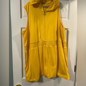 Sport Savvy yellow vest size 2x